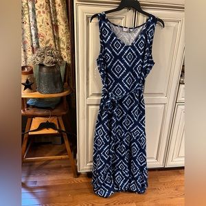 Avenue Woman’s Dress 22-24 NWT